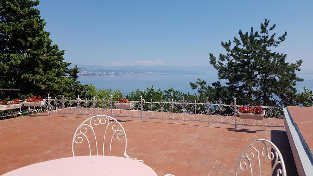 Apartments Darinka Opatija Bagian luar foto